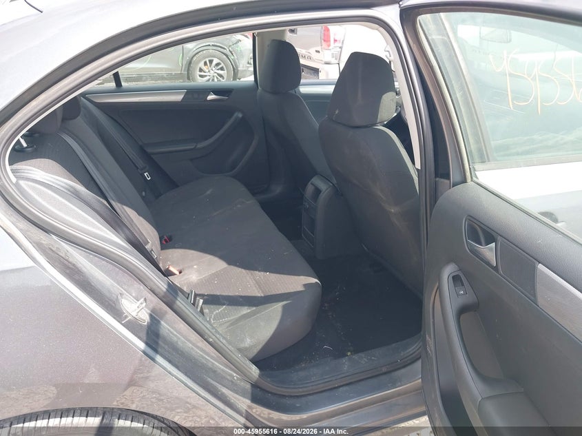 2016 VOLKSWAGEN JETTA auction photo 8