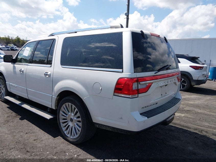 2016 LINCOLN NAVIGATOR L auction photo 3