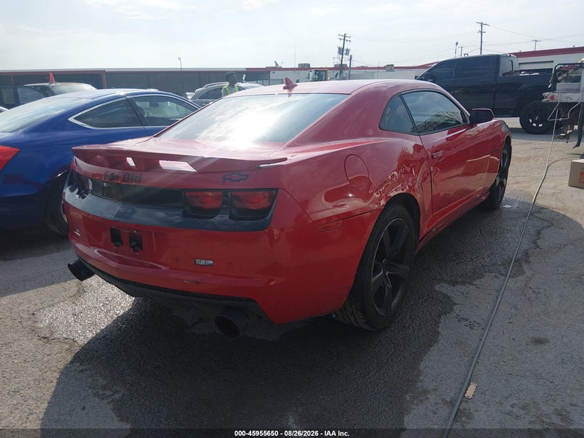 2013 CHEVROLET CAMARO auction photo 4