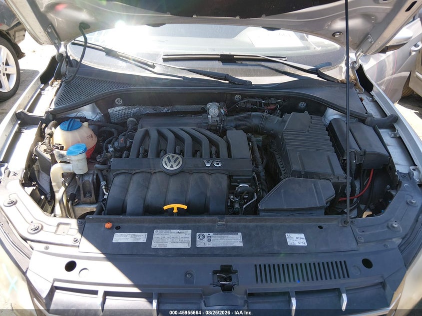2012 VOLKSWAGEN PASSAT SEDAN 3.6L V-6 DI, DOHC, VVT, 280HP