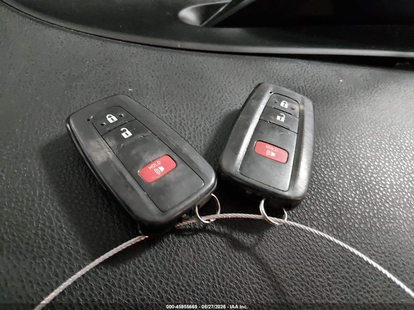 TOYOTA PRIUS - zdjęcie 11