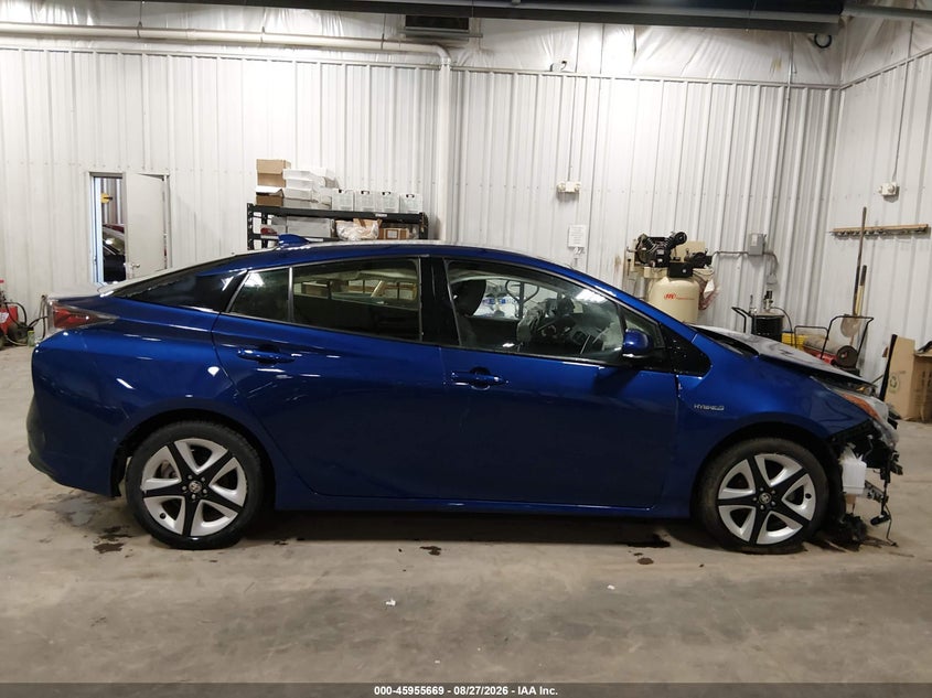 TOYOTA PRIUS - zdjęcie 14