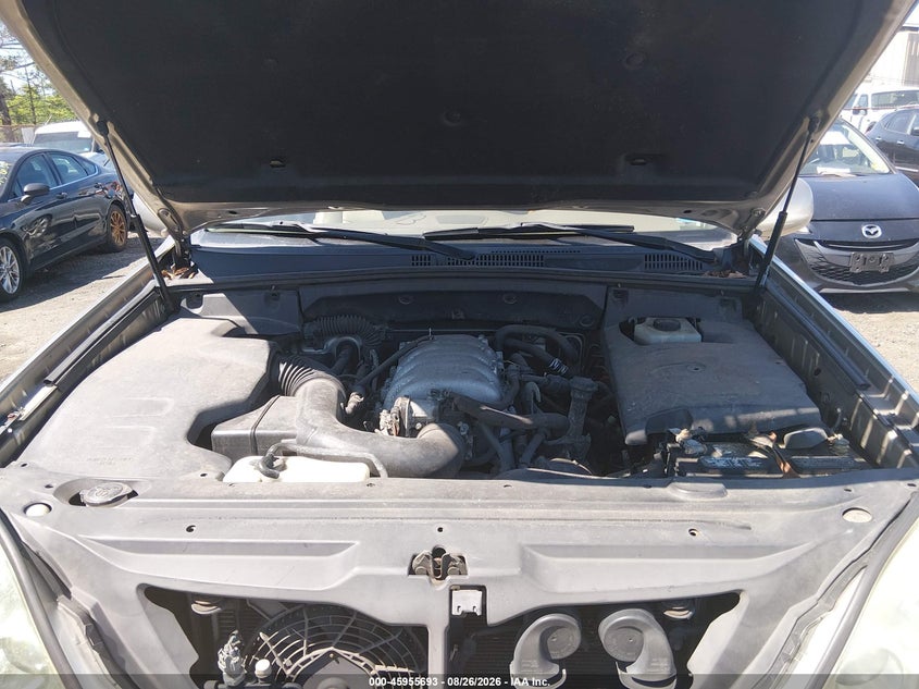 2004 LEXUS GX SPORT UTILITY VEHICLE 4.7L V-8 DOHC, PREMIUM , 235HP