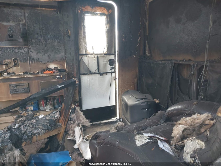 2019 COACHMEN CATALINA auction photo 8