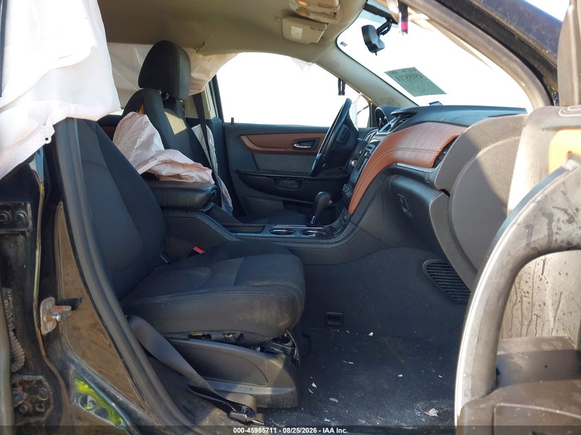 2017 CHEVROLET TRAVERSE auction photo 5