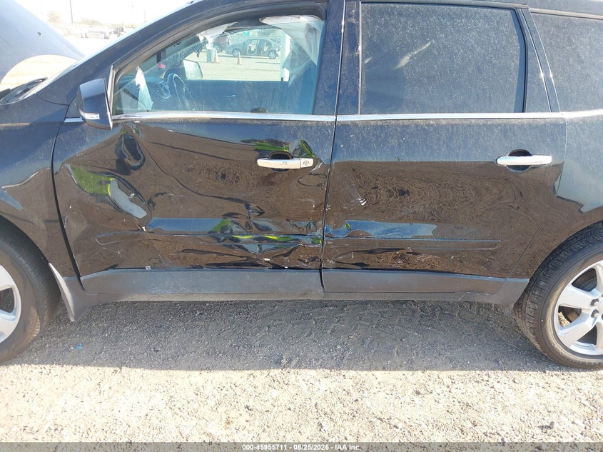 2017 CHEVROLET TRAVERSE auction photo 6