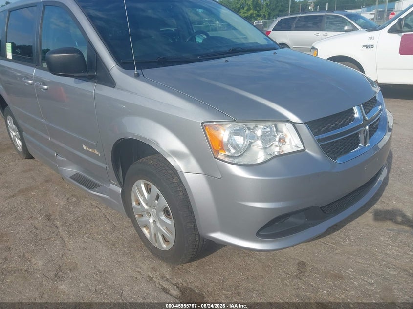 2017 DODGE GRAND CARAVAN SE · Фото 6