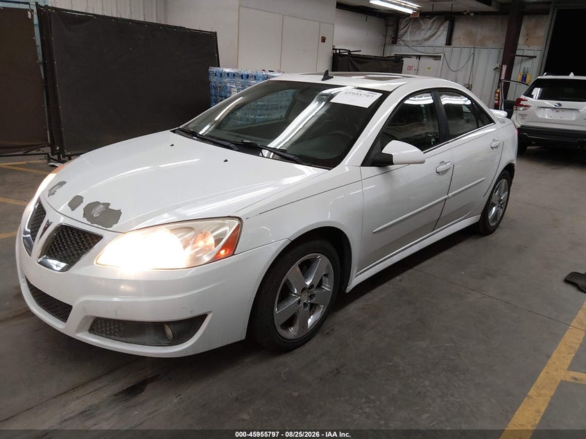 2010 PONTIAC G6 auction photo 2