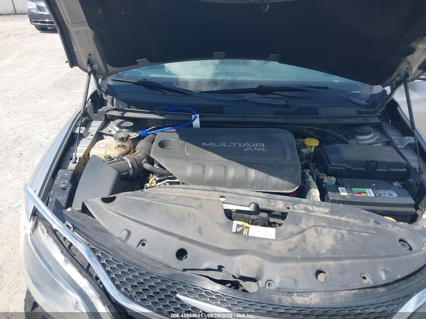 CHRYSLER 200 2015 VIN 1C3CCCAB7FN702483