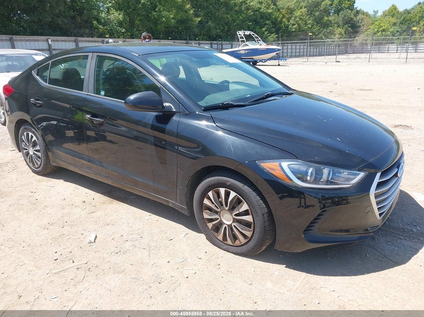 2018 HYUNDAI ELANTRA auction photo 1