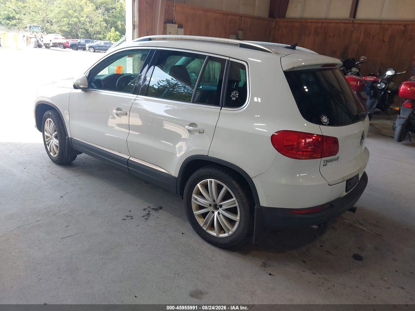 2016 VOLKSWAGEN TIGUAN auction photo 3