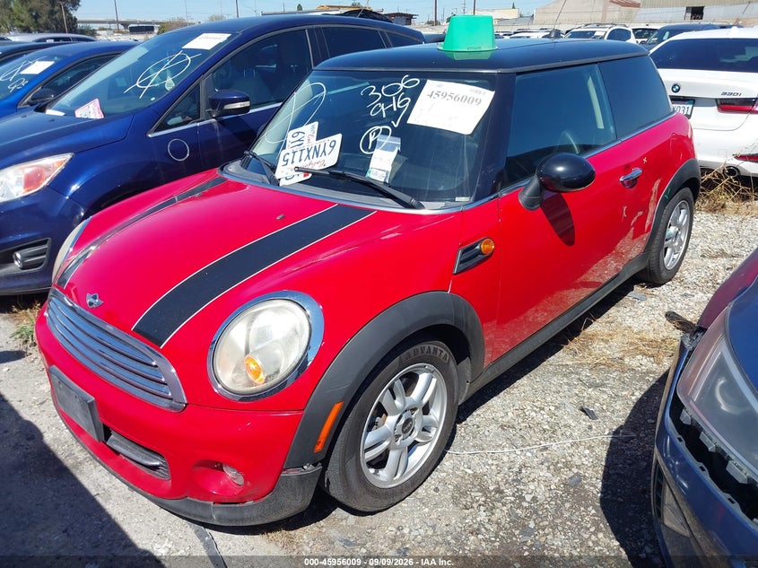 MINI HARDTOP 2013 VIN WMWSU3C55DT548082