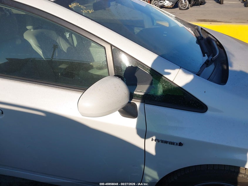 2011 TOYOTA PRIUS auction photo 6