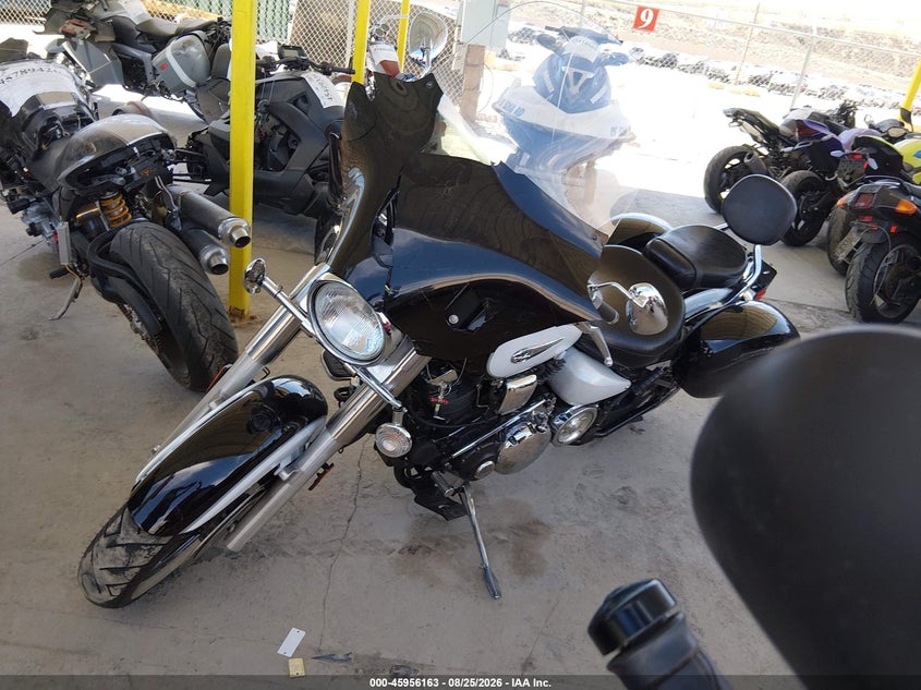 2005 YAMAHA XV1700 auction photo 2