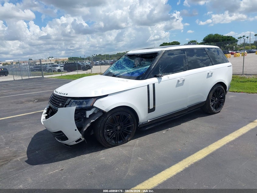 Vin: salkp9e96sa300891, lot: 46455389, land rover range rover p530 se 20252