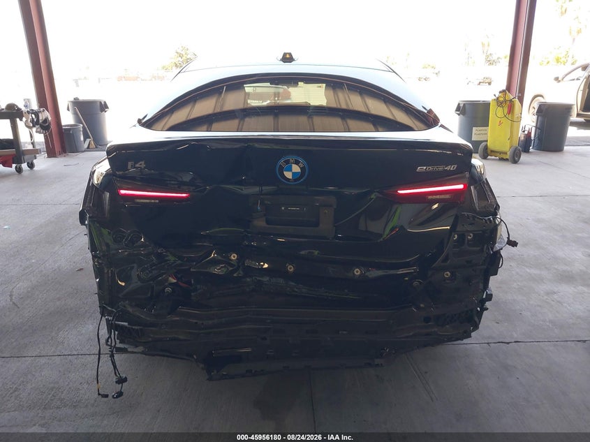 BMW I4 GRAN COUPE - zdjęcie 17