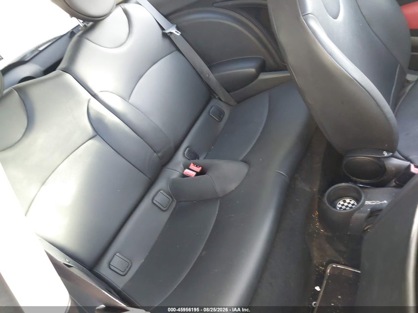 2012 MINI COOPER auction photo 8