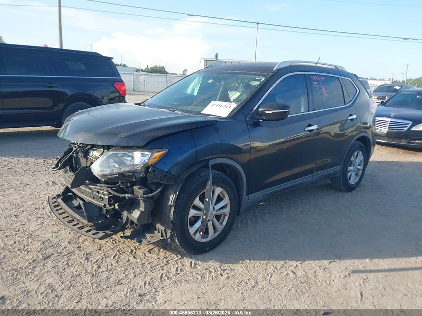 2015 NISSAN ROGUE auction photo 2