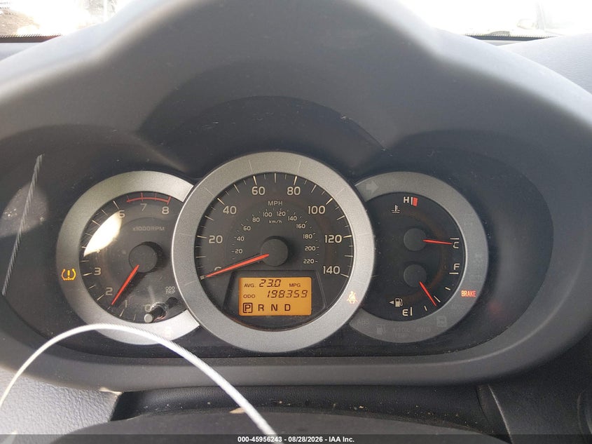 2010 TOYOTA RAV4 auction photo 7