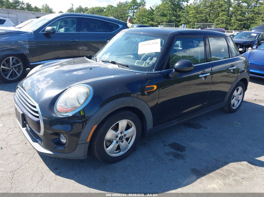 2018 MINI HARDTOP auction photo 2