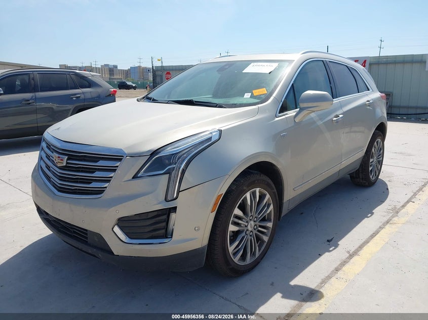 2017 Cadillac XT5, Front End, IAAI, VIN 1GYKNERS5HZ130823 — photo 2
