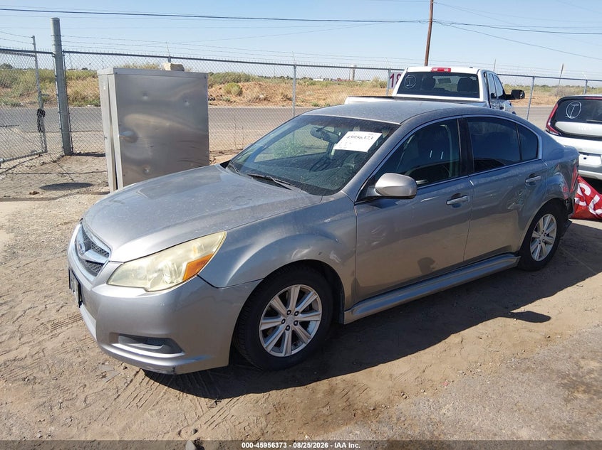 2010 Subaru Legacy, Удар сзади, IAAI, VIN 4S3BMBF67A3223205 — фото 2