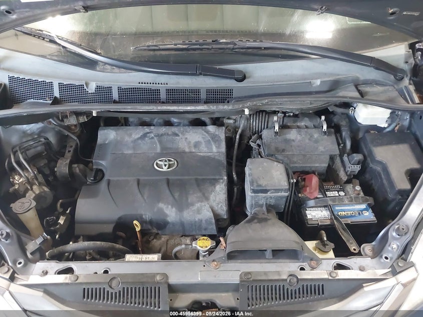 2013 TOYOTA SIENNA VAN 3.5L V-6 DOHC, VVT, 266HP