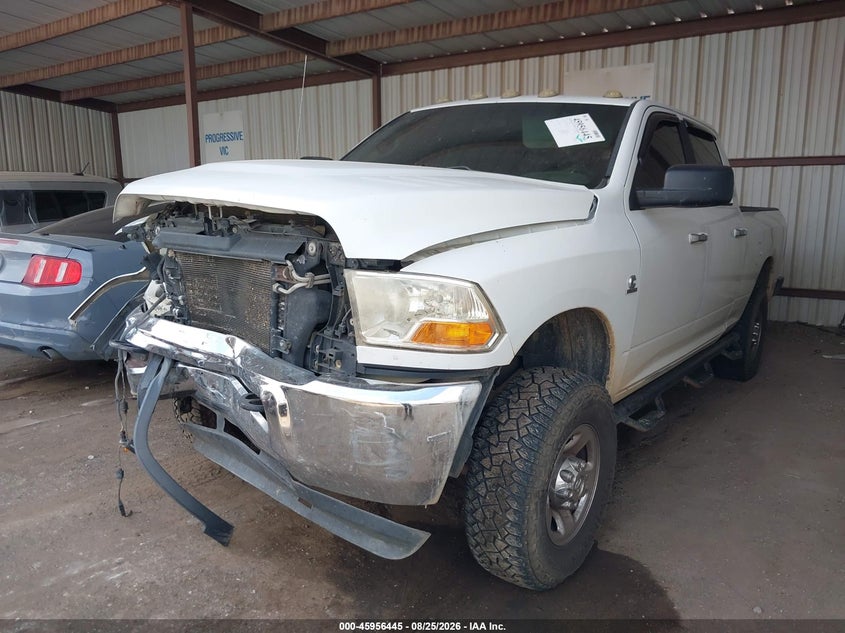 Фото 2 - DODGE RAM 2500