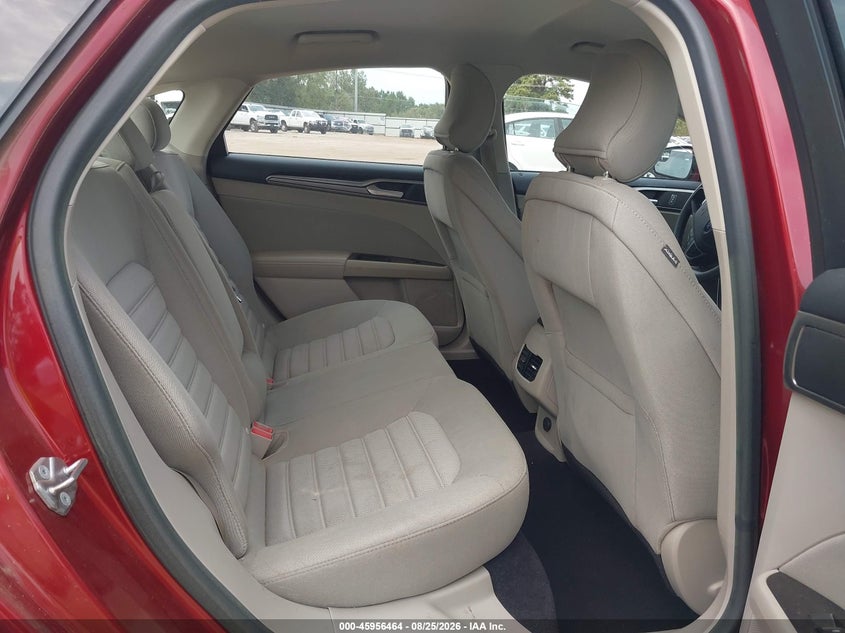 2017 FORD FUSION auction photo 8