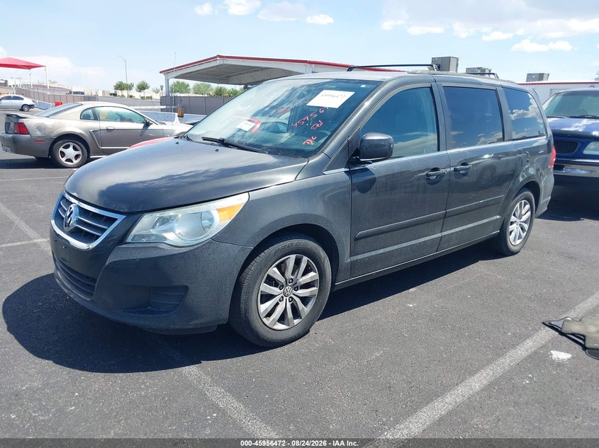 2012 VOLKSWAGEN ROUTAN auction photo 2