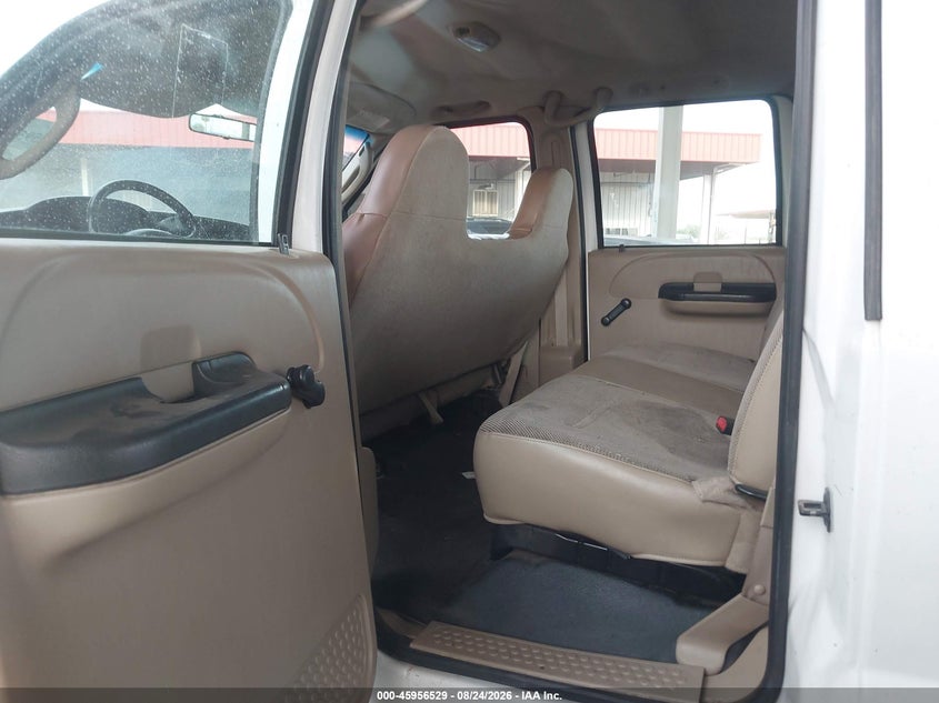 2005 FORD F-350 auction photo 6