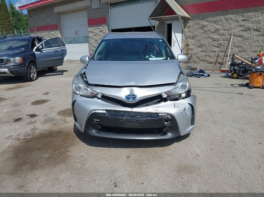 TOYOTA PRIUS V - zdjęcie 13