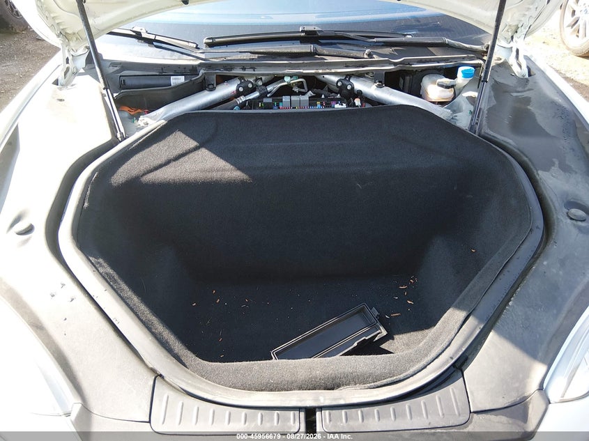 TESLA MODEL S 2015 VIN 5YJSA1E42FF115619