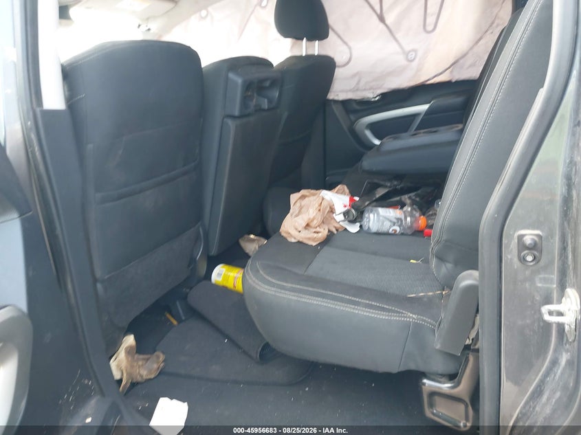 NISSAN TITAN XD 2018 VIN 1N6AA1F37JN501588