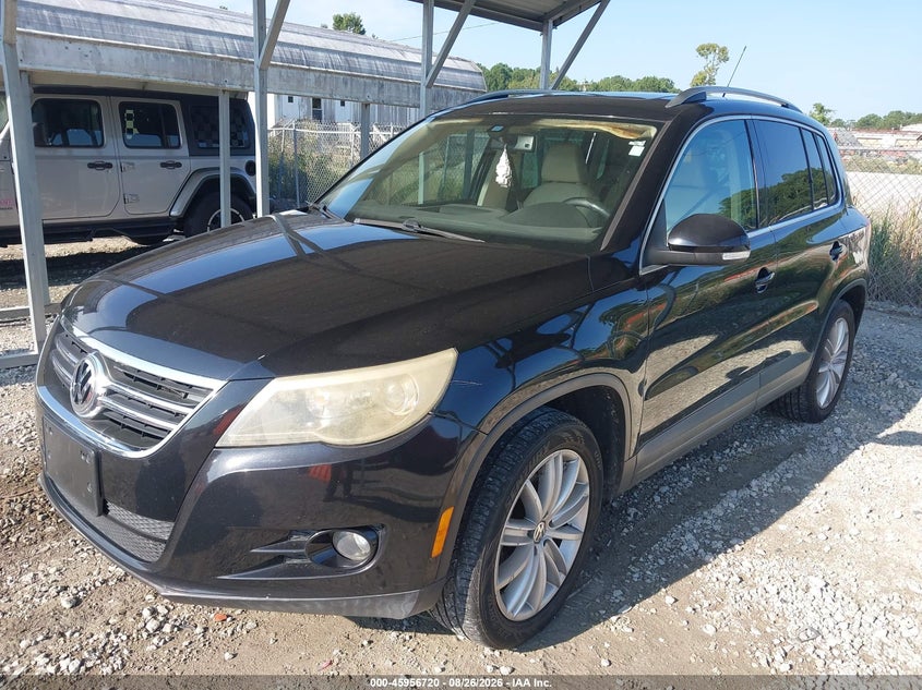 2009 VOLKSWAGEN TIGUAN auction photo 2