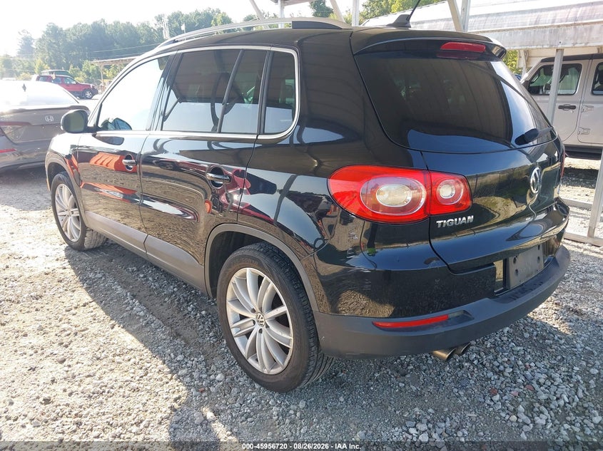 2009 VOLKSWAGEN TIGUAN auction photo 3