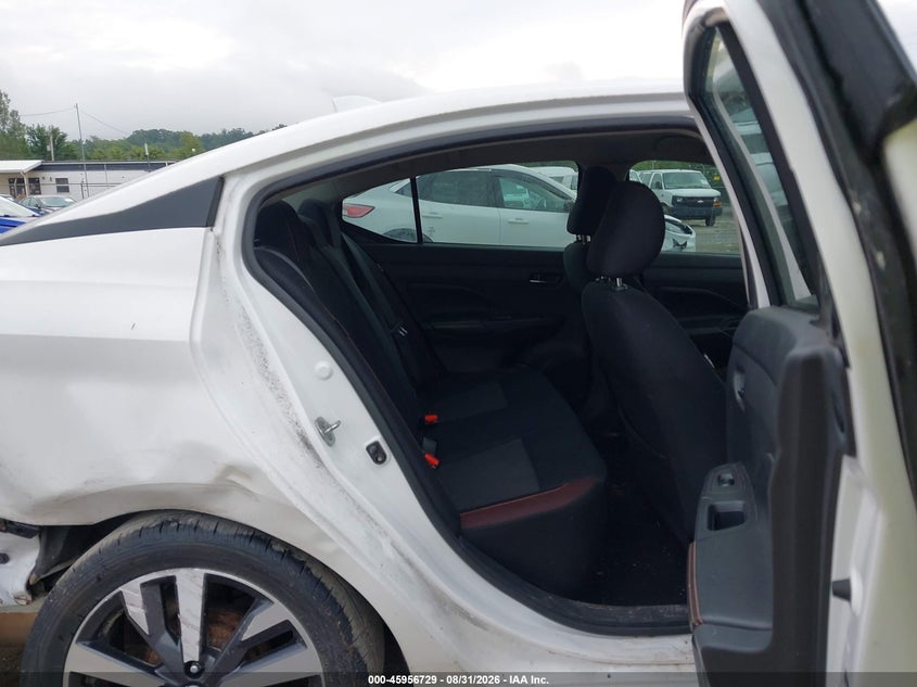 2020 NISSAN VERSA auction photo 8