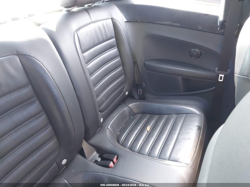 2012 VOLKSWAGEN BEETLE HATCHBACK 2.0L I-4 DI, DOHC, VVT, TURBO, 200HP