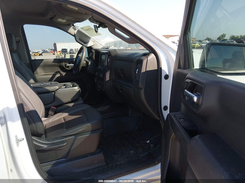 2023 CHEVROLET SILVERADO 1500 auction photo 5