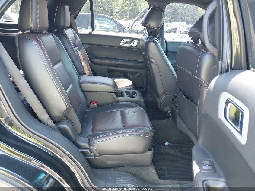 2014 FORD EXPLORER auction photo 8