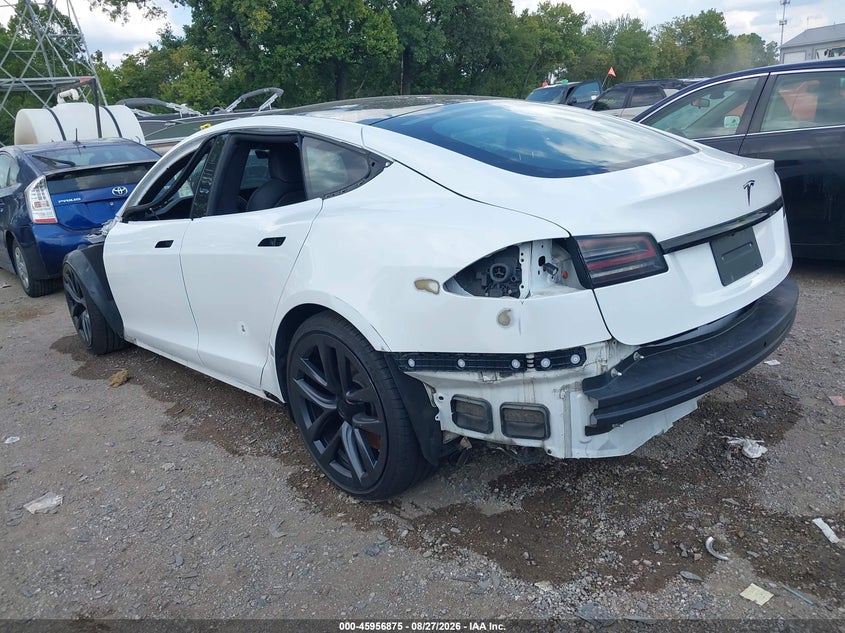 TESLA MODEL S - zdjęcie 3