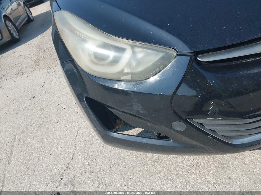 2014 HYUNDAI ELANTRA auction photo 6
