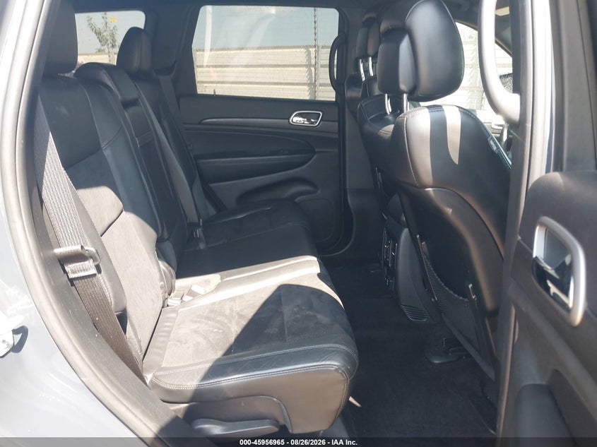 JEEP GRAND CHEROKEE - zdjęcie 8
