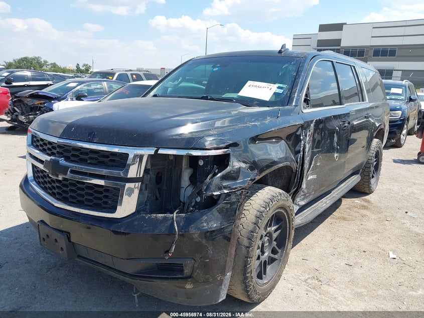 CHEVROLET SUBURBAN - zdjęcie 6