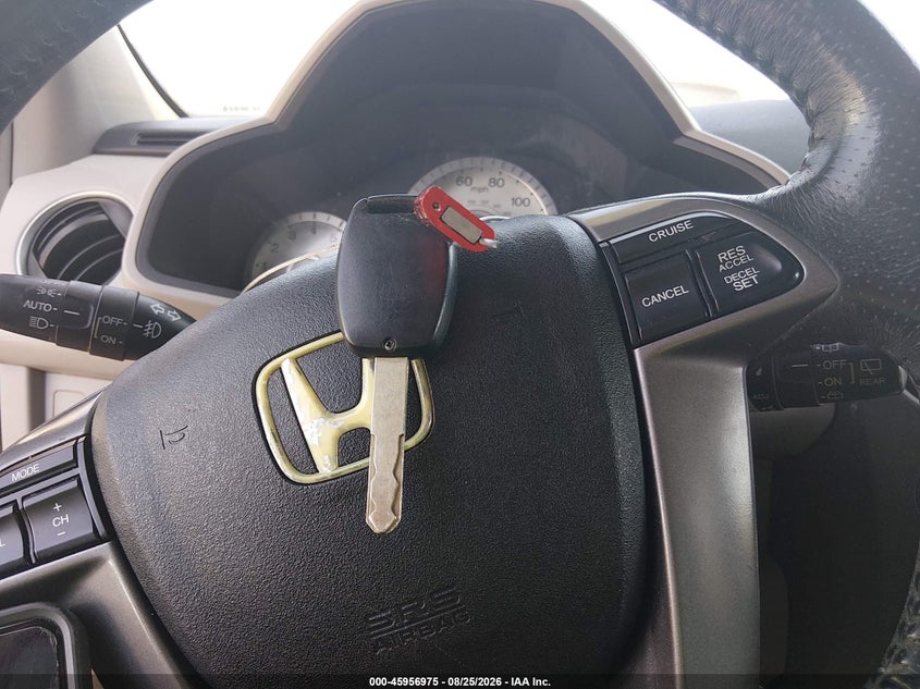 HONDA PILOT 2011 VIN 5FNYF3H56BB007283