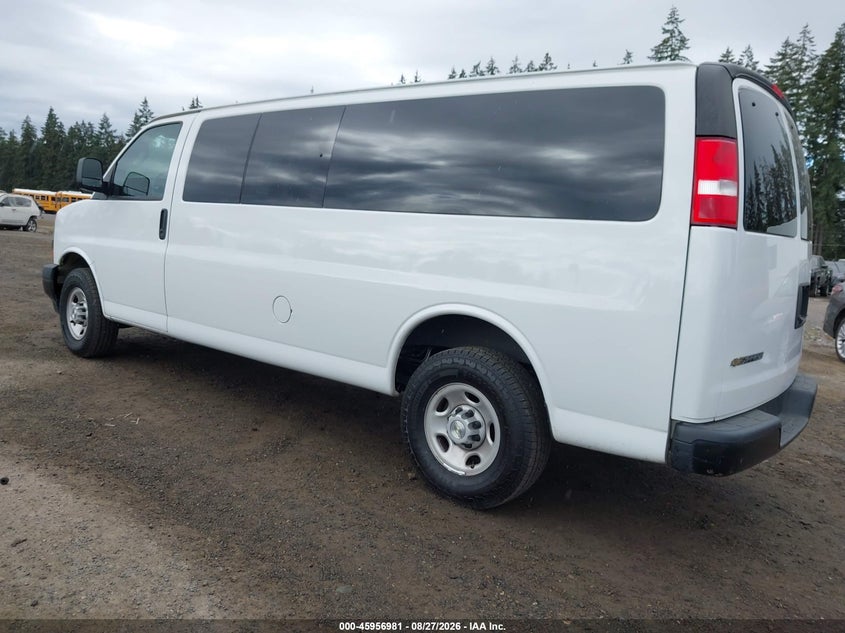 2023 CHEVROLET EXPRESS PASSENGER auction photo 3