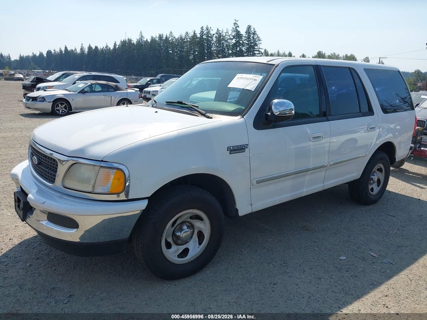 1997 Ford Expedition, Обычный износ, IAAI, VIN 1FMEU1760VLB90068 — фото 2