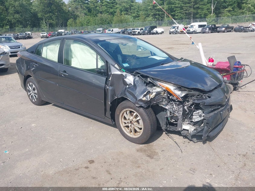 2016 TOYOTA PRIUS auction photo 1