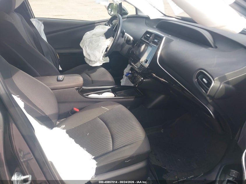 2016 TOYOTA PRIUS auction photo 5