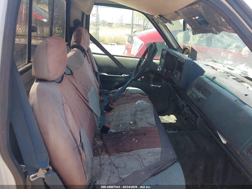 1994 CHEVROLET GMT-400 auction photo 8